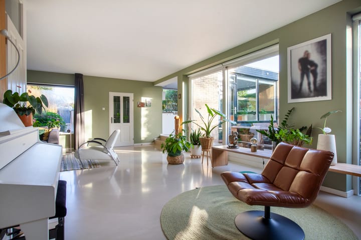 Foto 10 van Weegbree 6