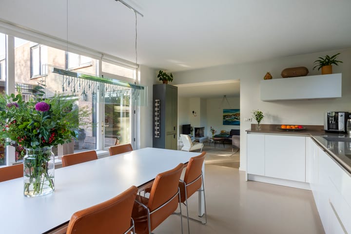 Foto 15 van Weegbree 6