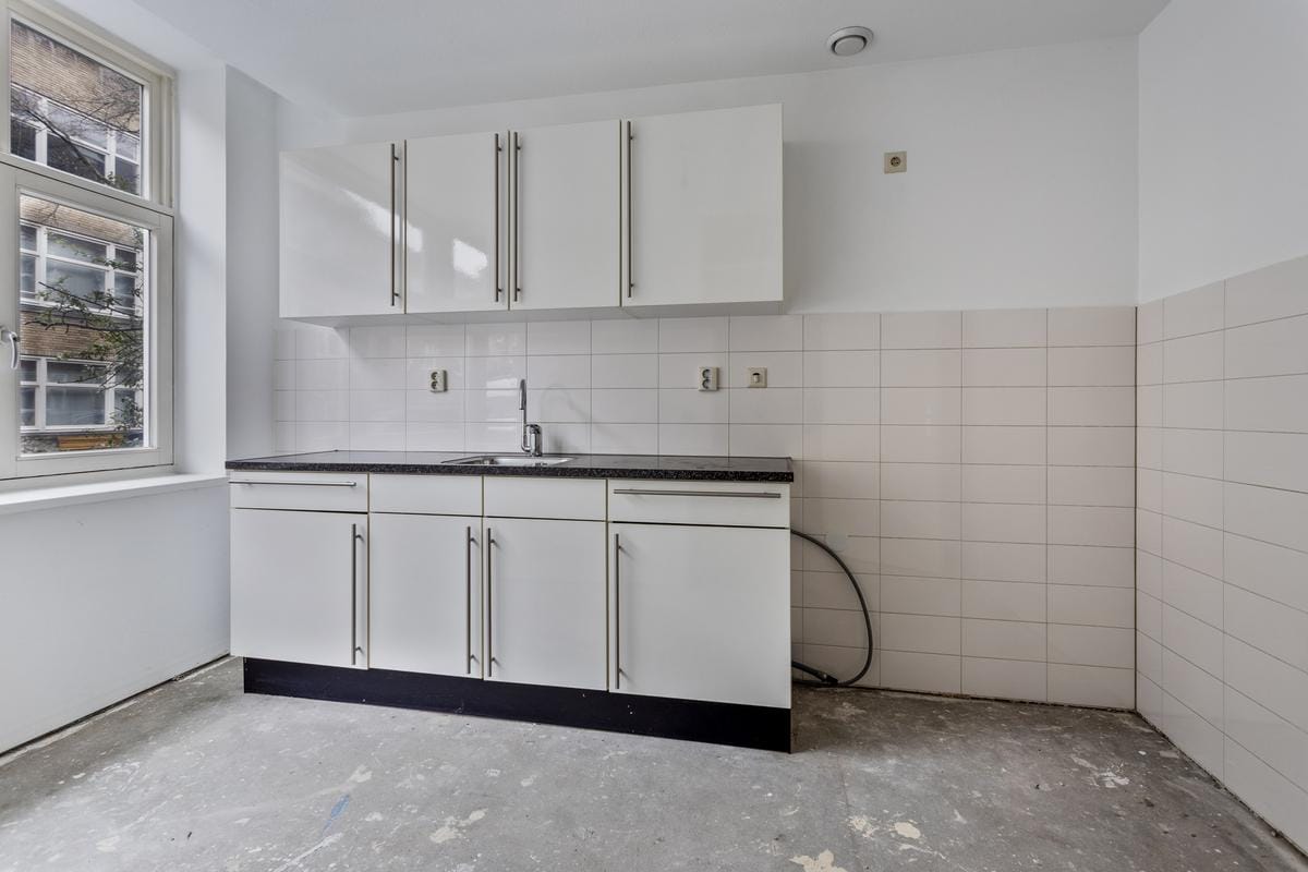 Photo 4 of Vosmaerstraat 20-A