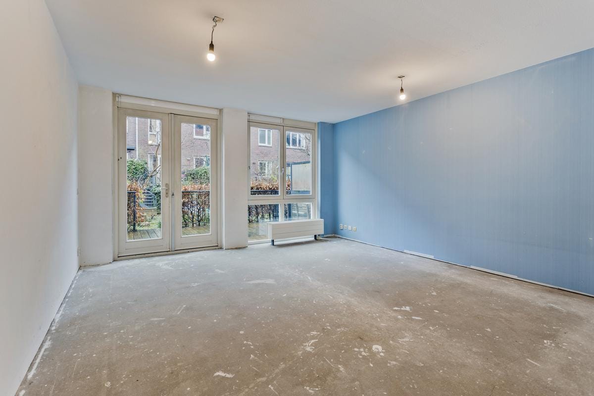 Photo 6 of Vosmaerstraat 20-A