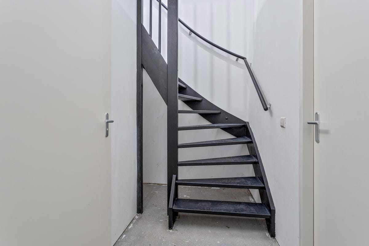 Photo 9 of Vosmaerstraat 20-A