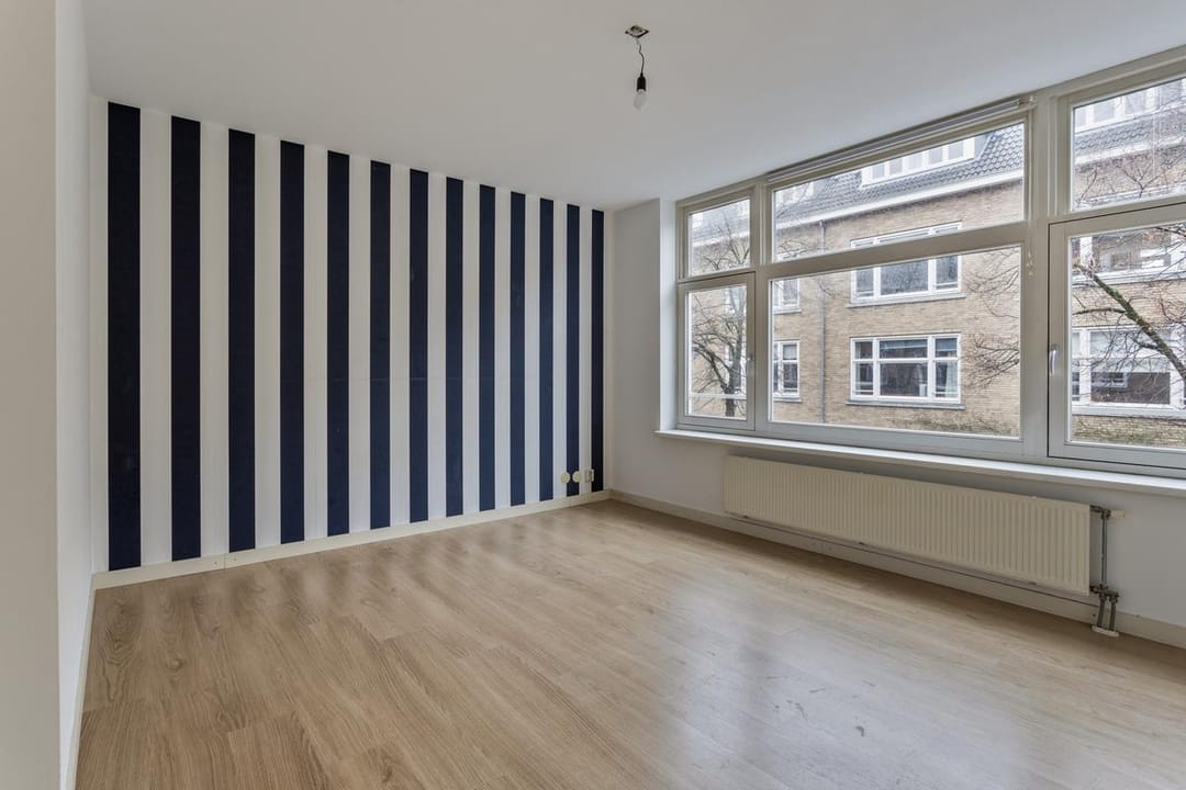 Photo 11 of Vosmaerstraat 20-A