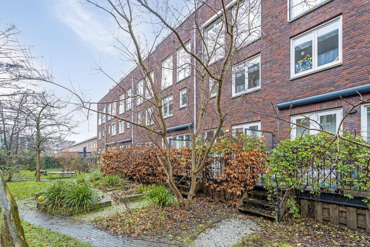 Photo 21 of Vosmaerstraat 20-A