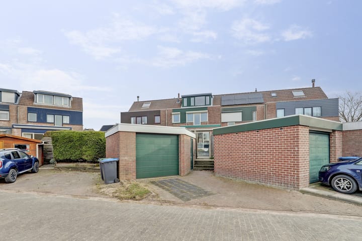 Photo 35 of Hoogewei 57