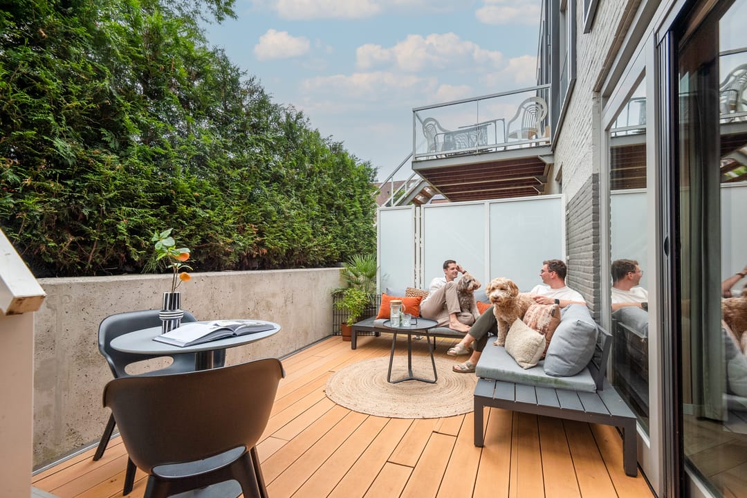 Photo 1 of Van Neercasselstraat 1-A