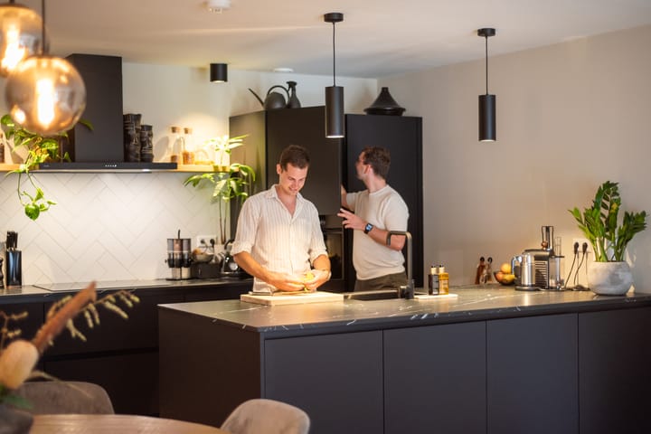 Photo 6 of Van Neercasselstraat 1-A