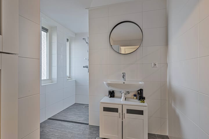 Foto 11 van Mr. Ovingstraat 2-B