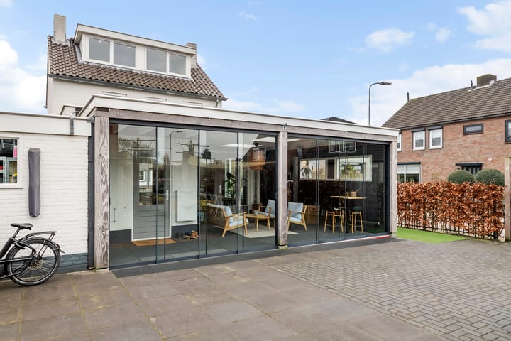 Foto 36 van Achterstraat 10