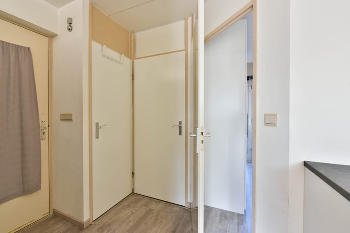 Photo 6 of Dorpsstraat 64