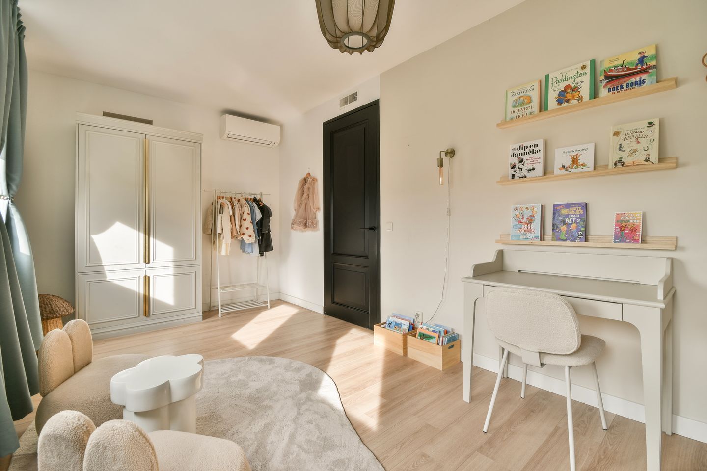 Foto 25 van Heemraad 24