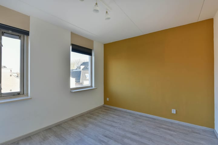 Photo 7 of Dorpsstraat 64