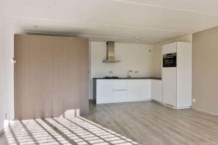 Photo 4 of Dorpsstraat 64