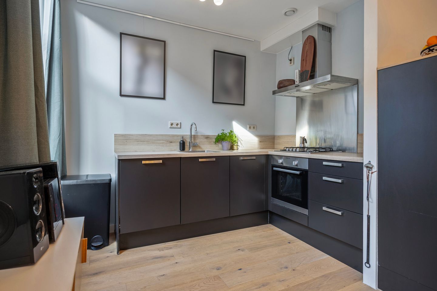 Foto 14 van Muys van Holystraat 24