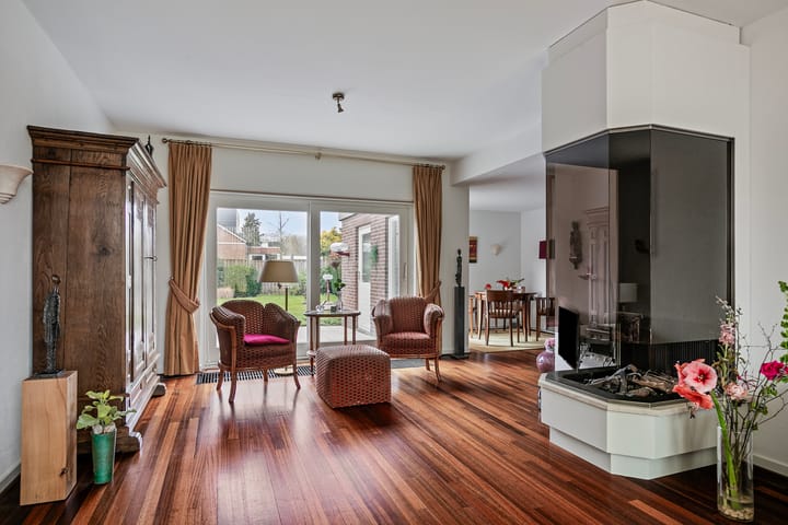 Foto 9 van Huygensstraat 21