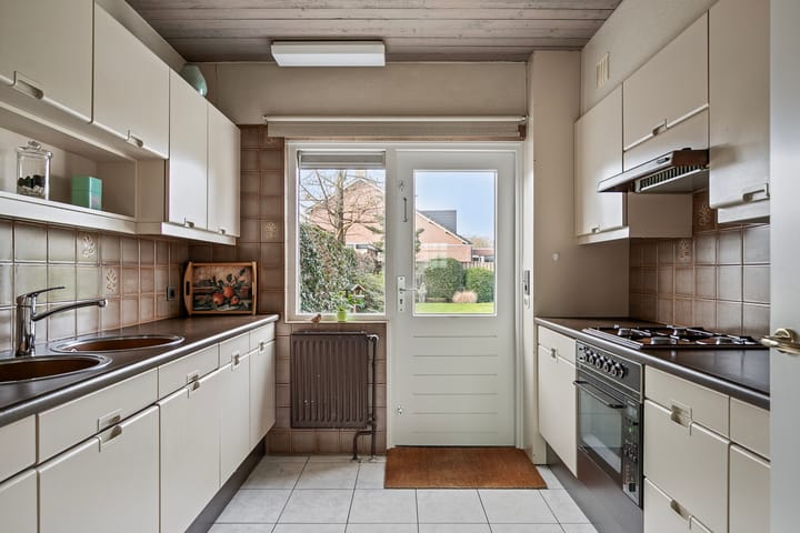 Foto 12 van Huygensstraat 21