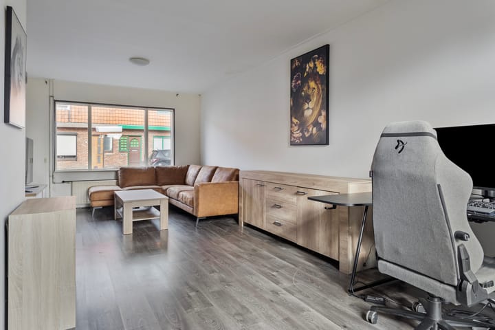 Foto 7 van Leliestraat 6