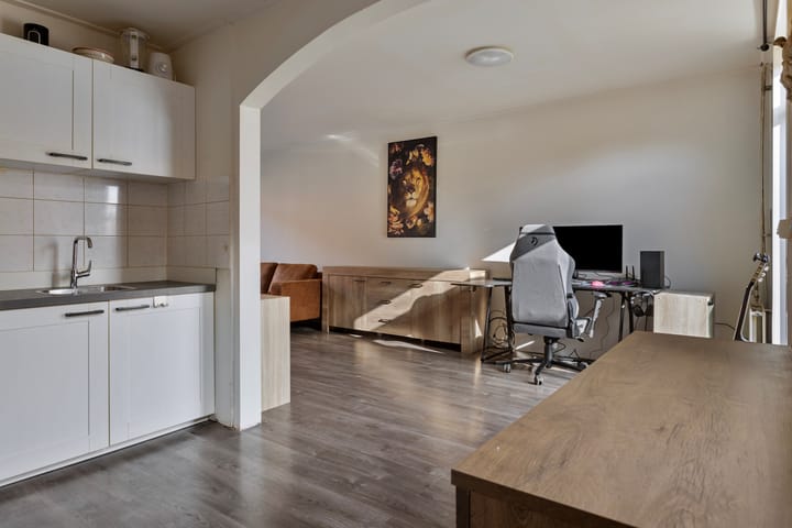 Foto 10 van Leliestraat 6