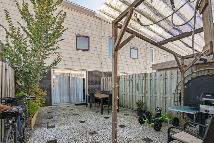 Photo 15 of Govert Flinckstraat 33