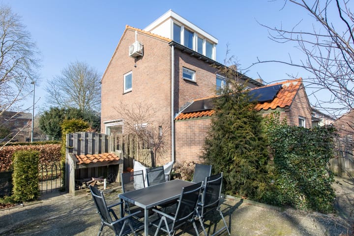 Foto 21 van Larensteinselaan 65