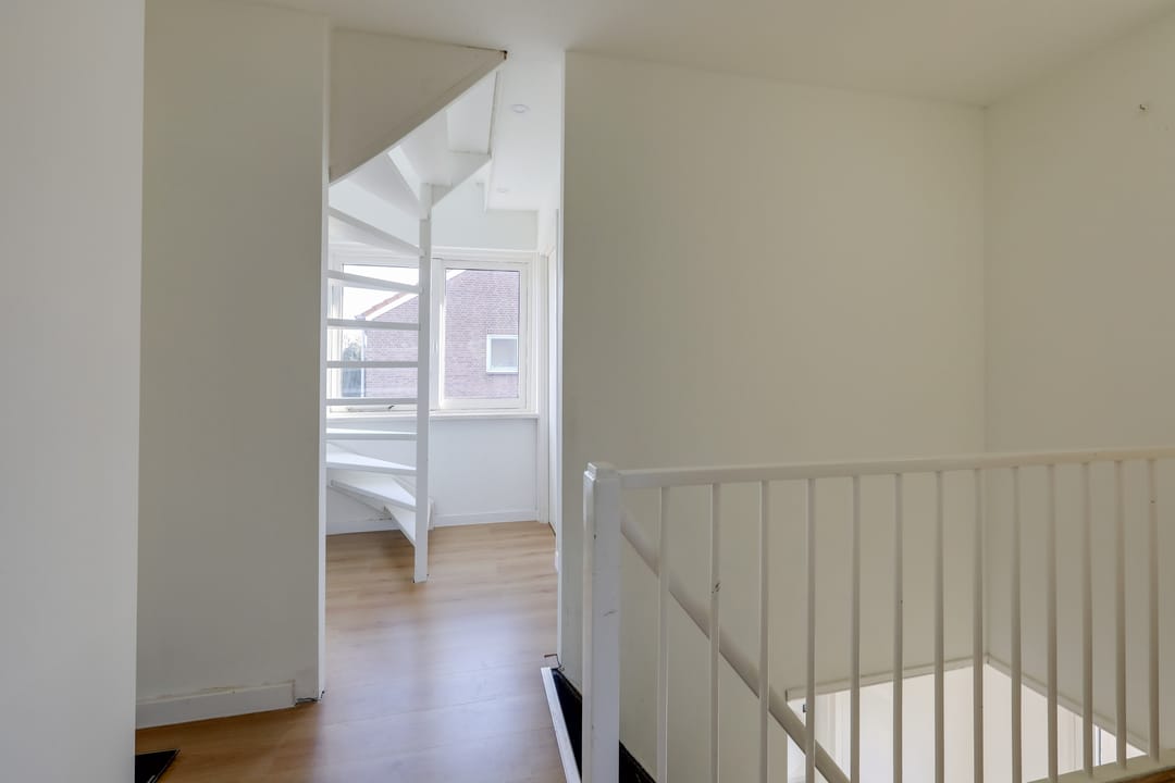 Foto 13 van Larensteinselaan 65