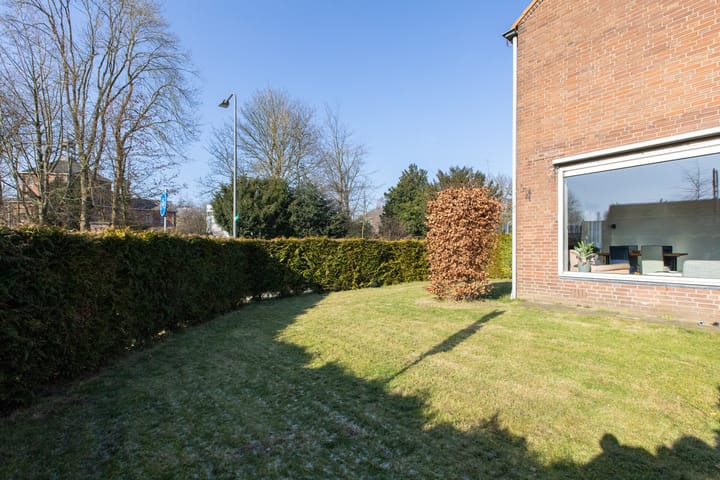 Foto 27 van Larensteinselaan 65