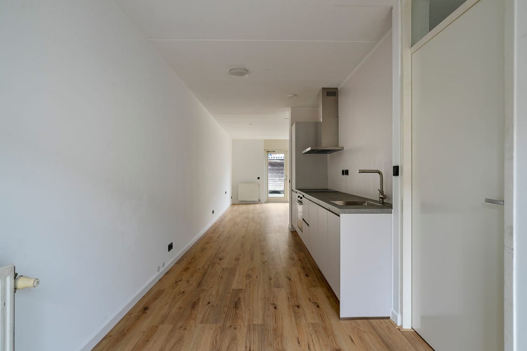 Foto 8 van Brancusistraat 61