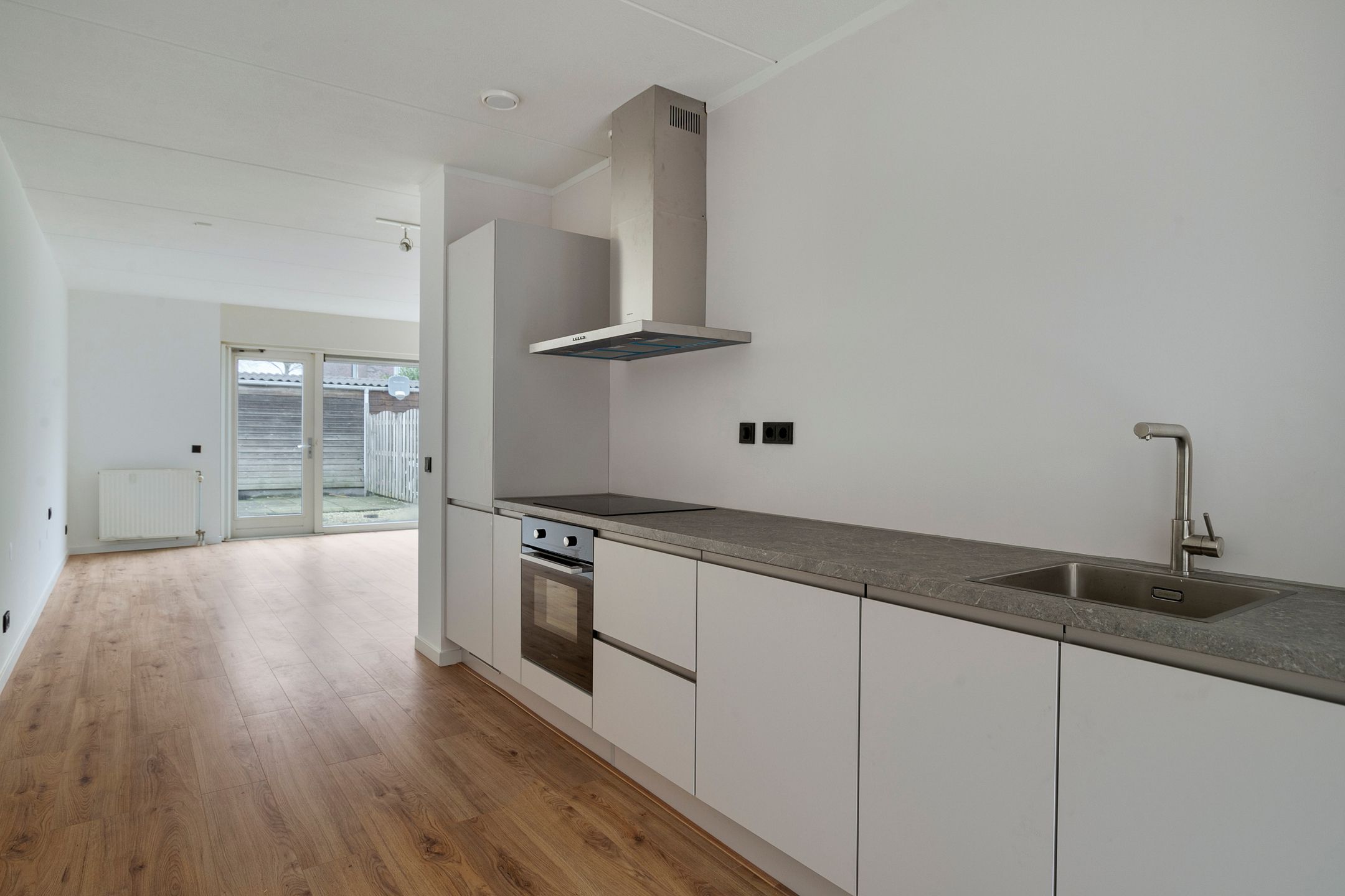 Foto 9 van Brancusistraat 61