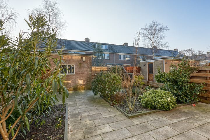 Foto 16 van Meeuwenlaan 14