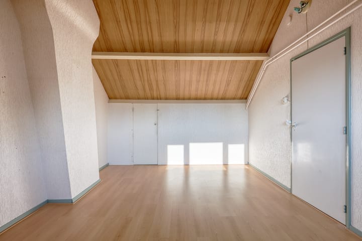 Foto 32 van Meeuwenlaan 14