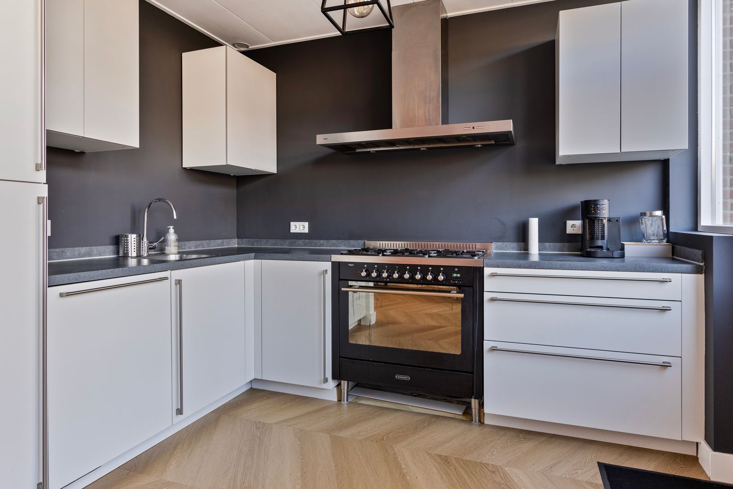 Foto 10 van Duifstraat 1