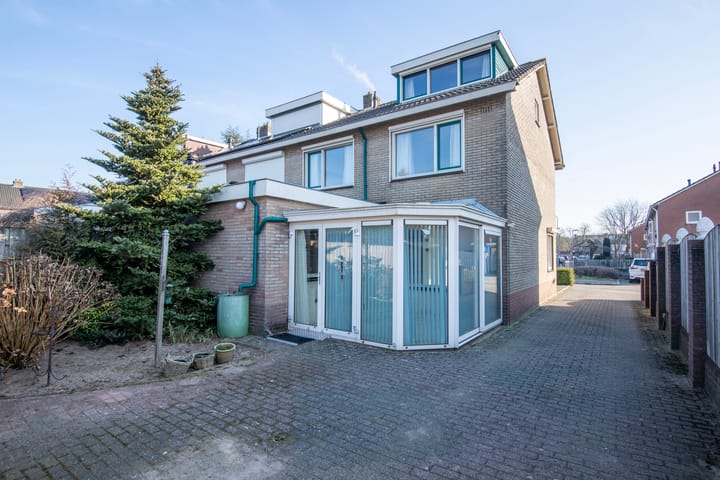 Foto 4 van Huygensstraat 6