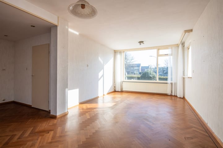 Photo 6 of Huygensstraat 6