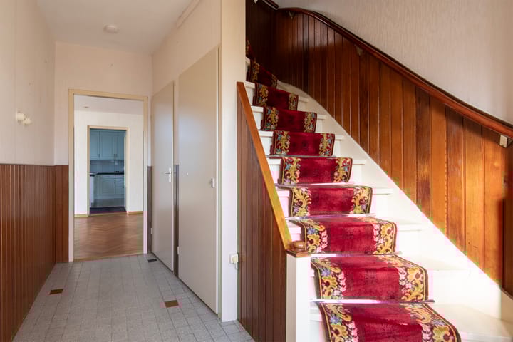 Photo 13 of Huygensstraat 6