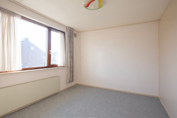 Photo 15 of Huygensstraat 6