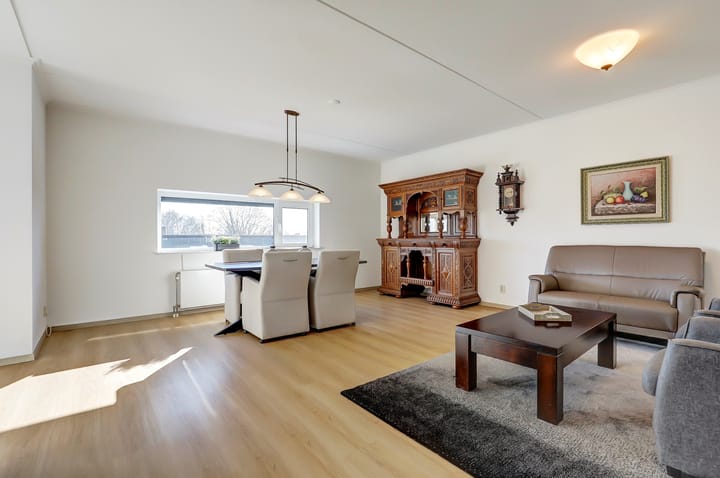 Foto 13 van 't Raodhusj 30