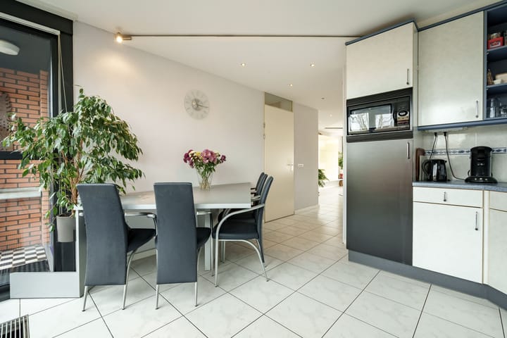 Photo 11 of Stijn Streuvelshove 19