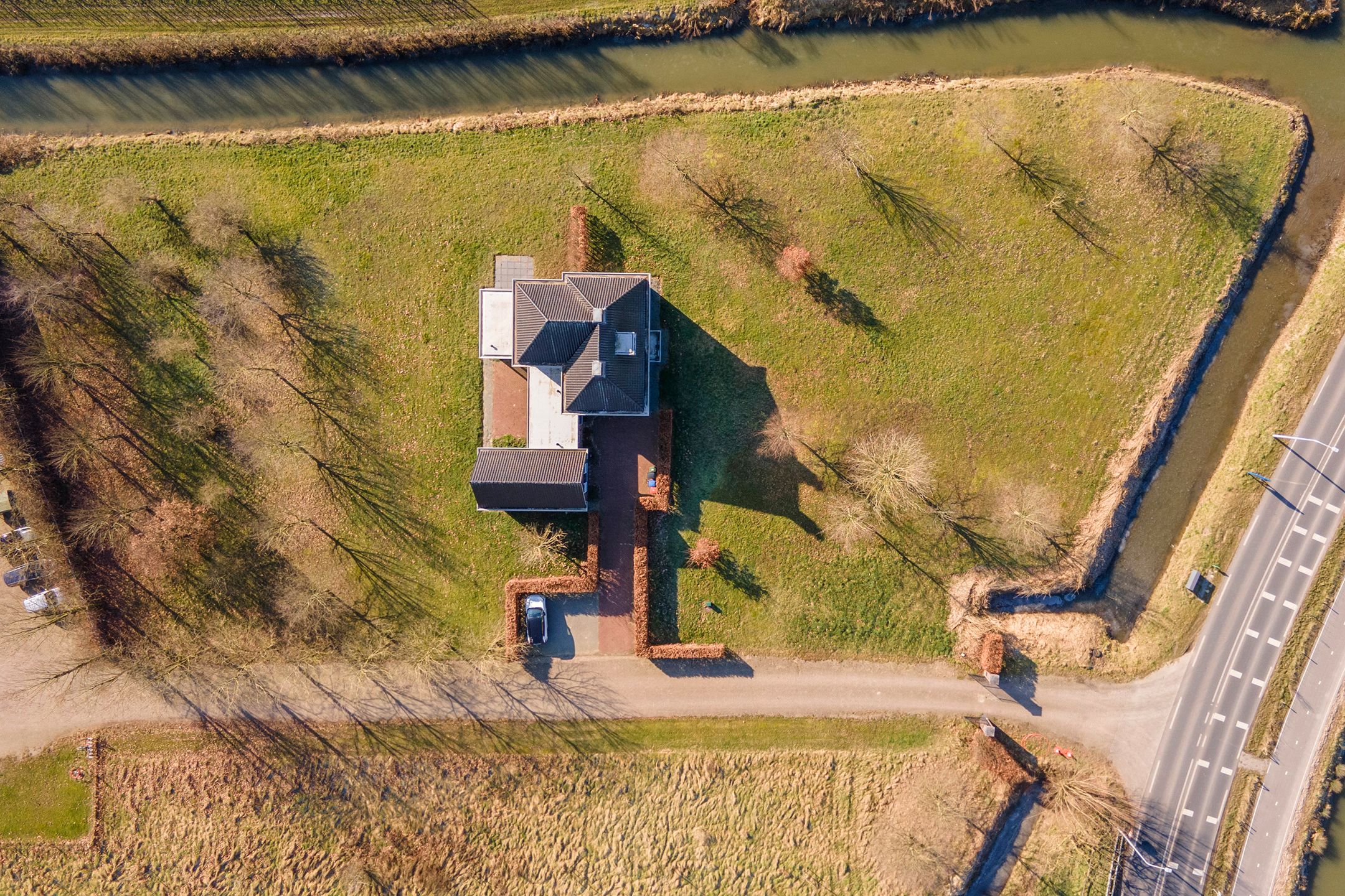 Photo 36 of Rijksstraatweg 62-A