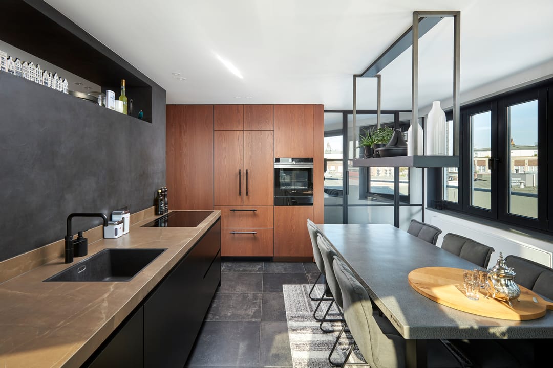 Photo 11 of Van Hallstraat 705