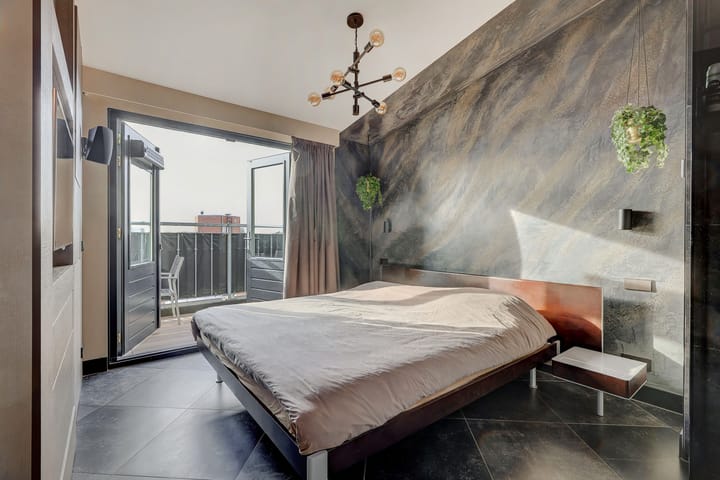 Foto 16 van Van Hallstraat 705