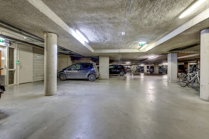 Foto 29 van Van Hallstraat 705