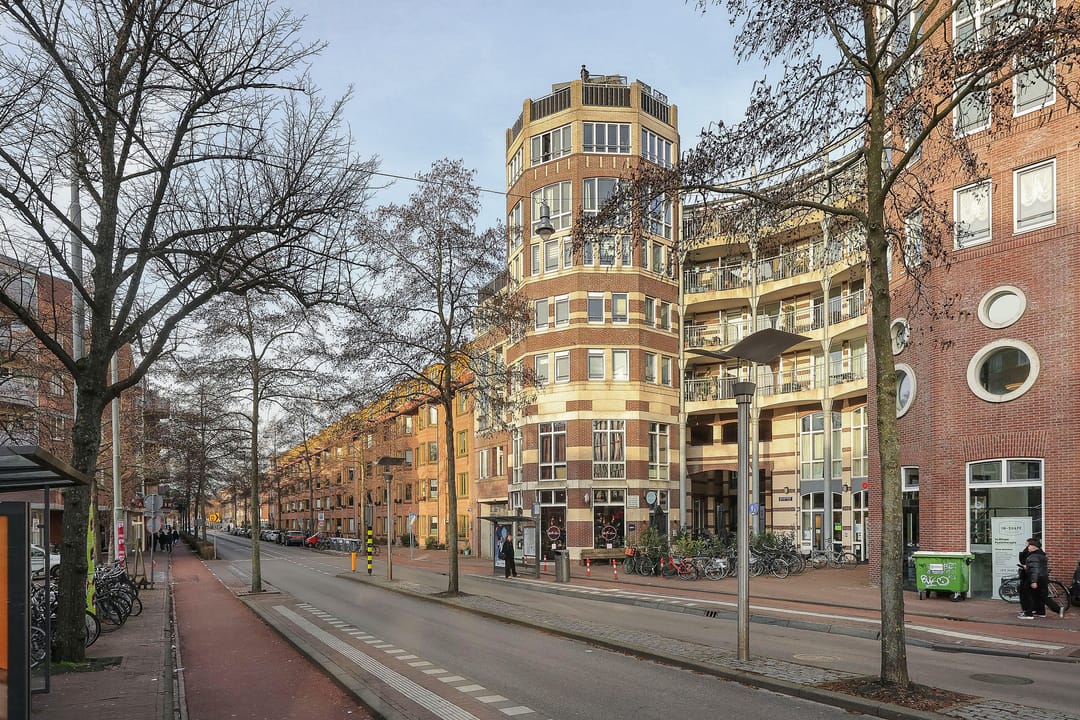 Photo 32 of Van Hallstraat 705