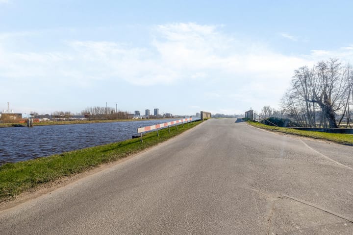 Foto 24 van Broekweg 2