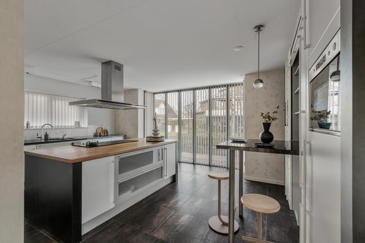 Foto 14 van Else van den Banlaan 9