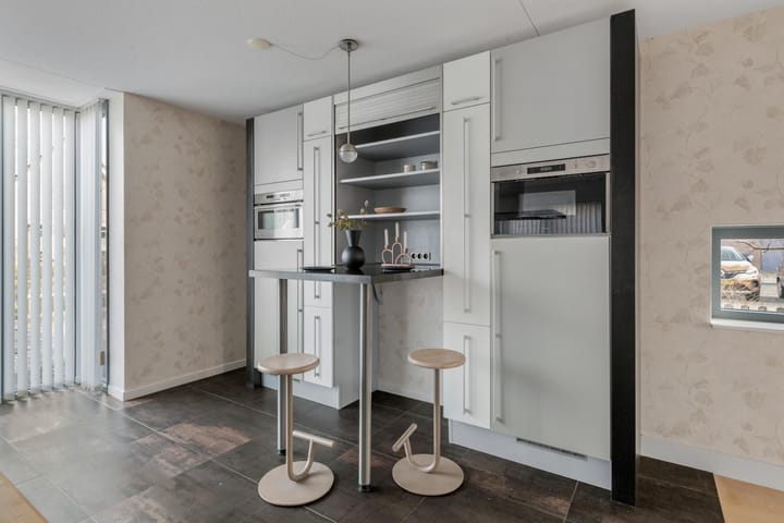 Foto 15 van Else van den Banlaan 9