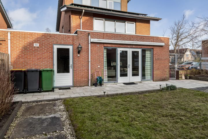 Foto 45 van Else van den Banlaan 9