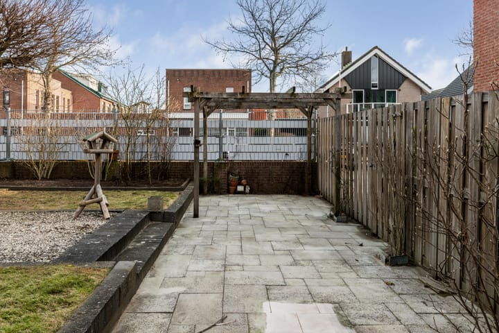 Foto 46 van Else van den Banlaan 9