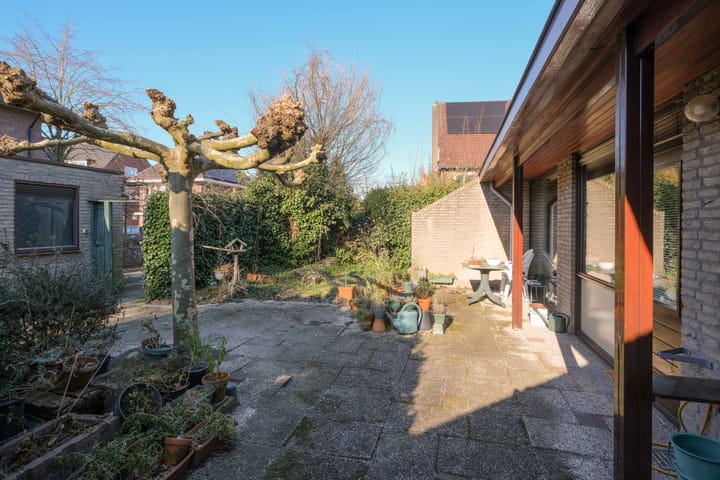 Foto 26 van Vriezenveenseweg 6