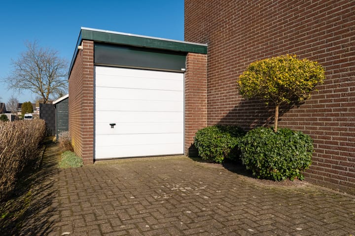 Photo 28 of Burgemeester Selhorststraat 5