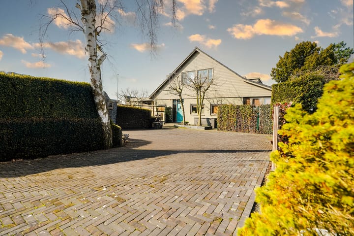 Foto 3 van Emmalaan 6