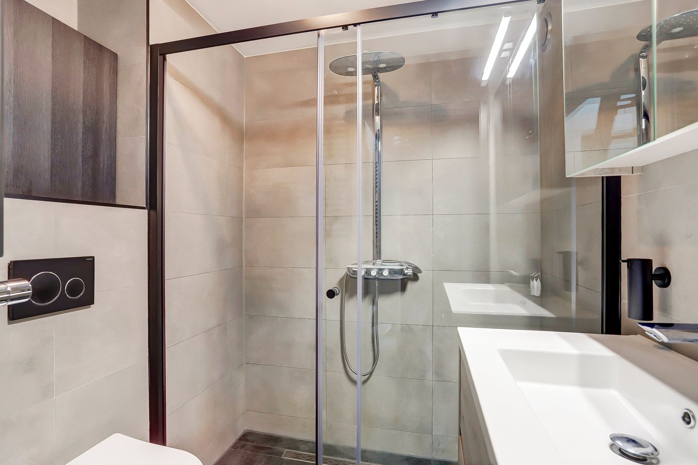 Foto 4 van Weegbree 23